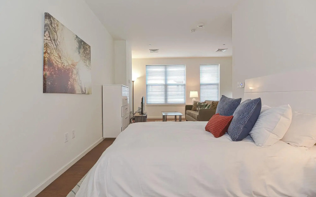 photo 4 of Global Luxury Suites East Boston