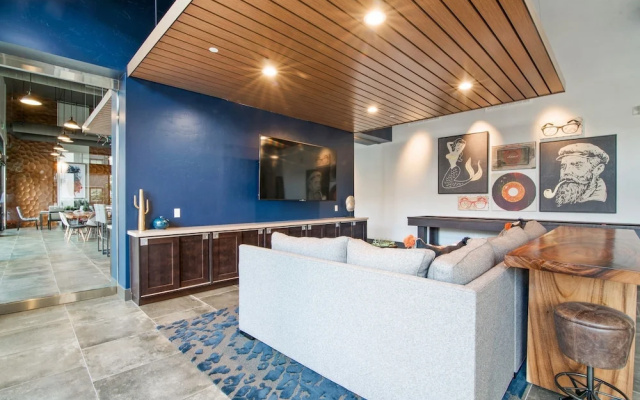 photo 2 of Global Luxury Suites in Menlo Park