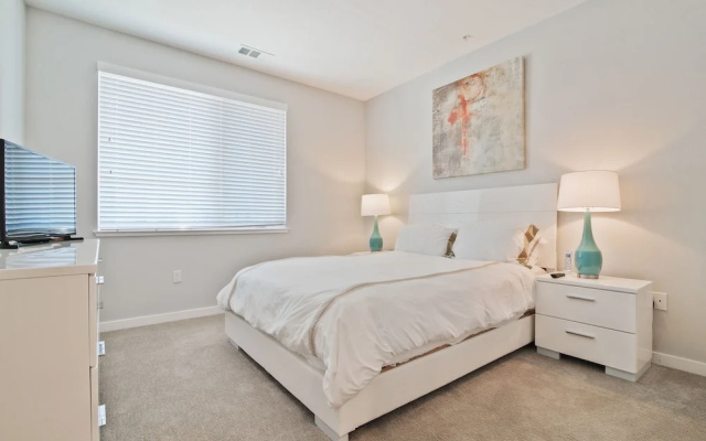 photo 5 of Global Luxury Suites in Menlo Park