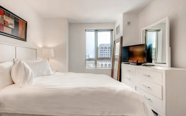 photo 3 of Global Luxury Suites in Rosslyn