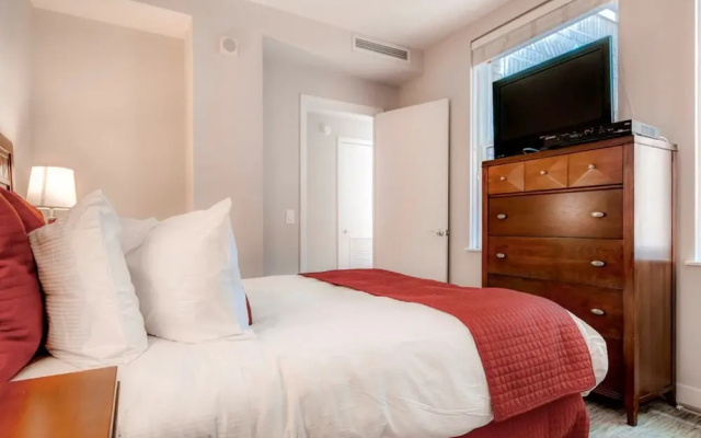 photo 2 of Global Luxury Suites University Circle