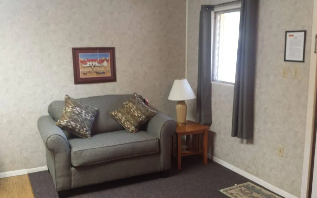photo 5 of Golden Arrow Resort