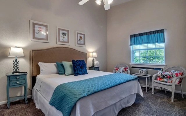 photo 4 of Golden Getaway 2 Bedroom Condo by RedAwning