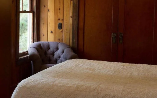 photo 5 of The Golden Leaf Inn