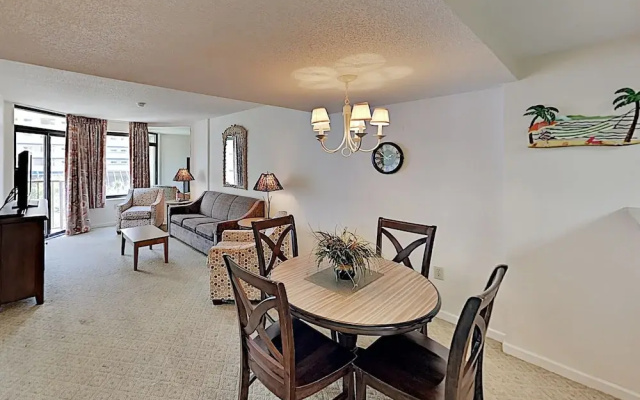 photo 3 of Golden Mile : Pools, Lazy River, Beach Access 2 Bedroom Condo