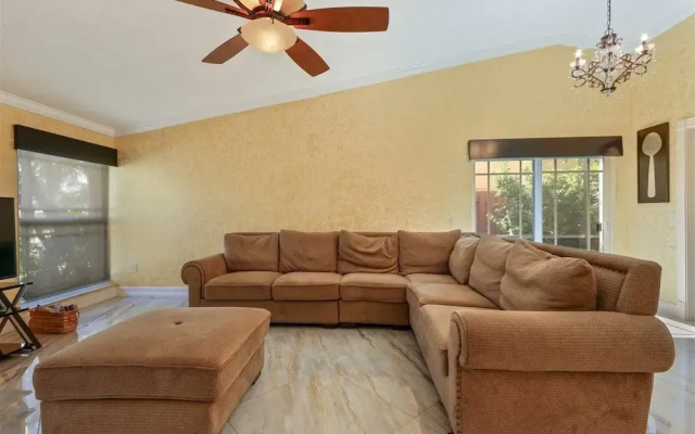 photo 3 of Golden Tropics 30 Minutes From Superbowl 2020 Pool Fenced Backyard
