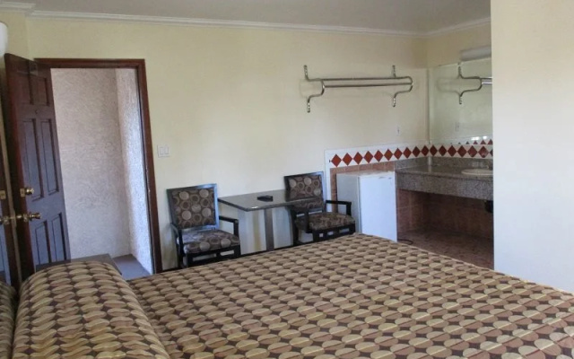 photo 5 of Golden West Manor Motel