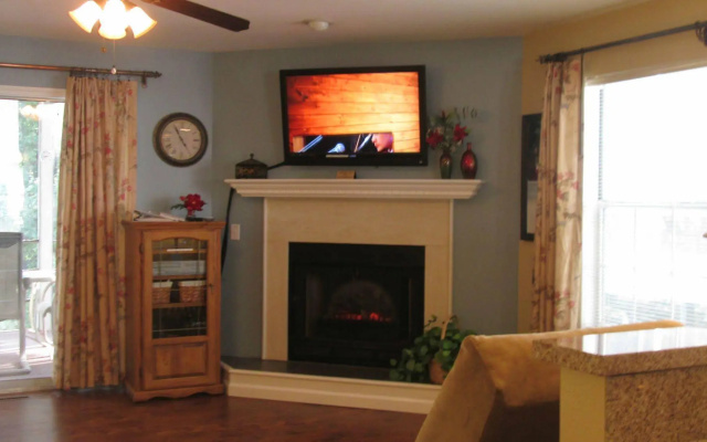 photo 4 of Golf 2 Screen Porches-View-Pointe Royale