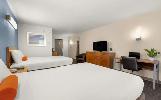 photo 3 of Good Nite Inn - Redwood City