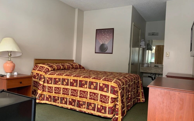 photo 3 of La Casa Inn