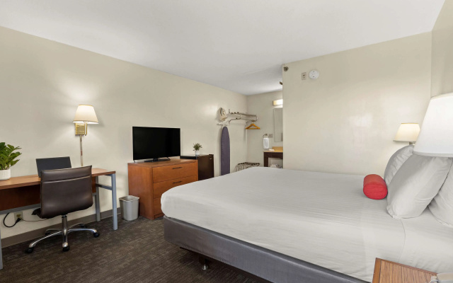 photo 3 of Good Nite Inn Buena Park