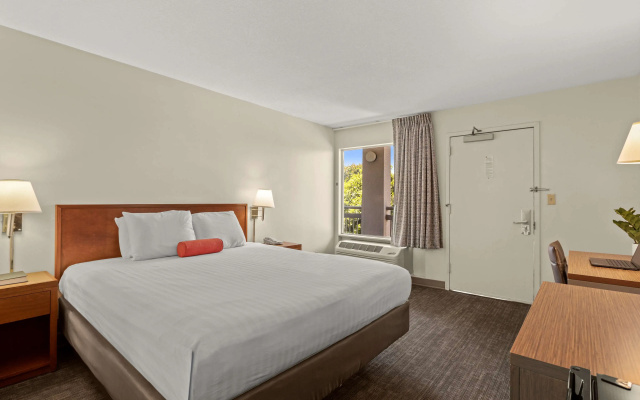 photo 4 of Good Nite Inn Buena Park