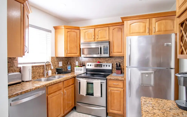 photo 4 of Good Vibes Oasis- Cozy Townhome With Parking
