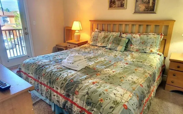 photo 3 of Goofy's Grotto - 3 Br townhouse by RedAwning