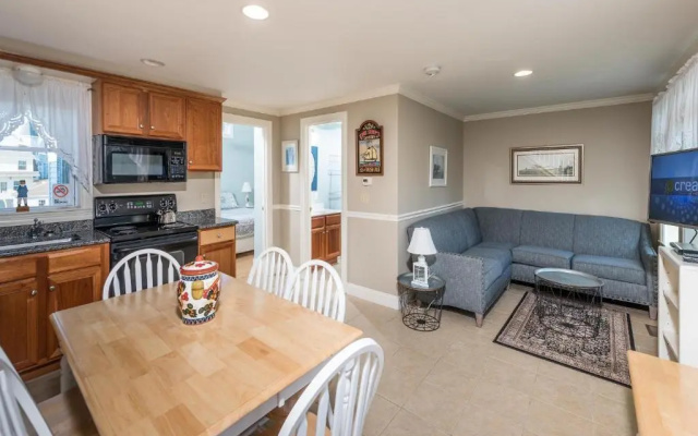 photo 4 of Goose Rocks Cottage at One Long Beach