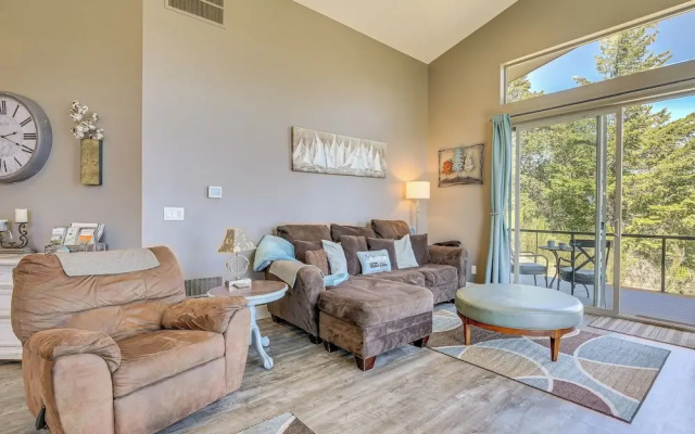 photo 2 of 'gorge Retreat' - Modern Carson Home w/ Mtn Views!