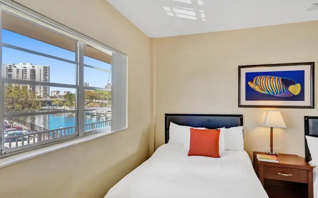 photo 2 of Gorgeous 1br apartment, a walk from the Beach