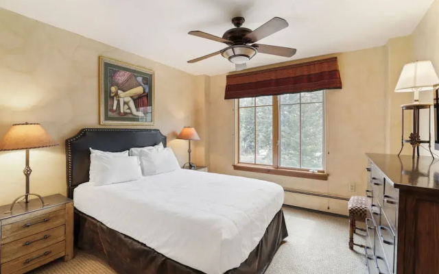 photo 4 of Gorgeous 2 Bd With Lift View In Beaver Creek 2 Bedroom Condo by RedAwning