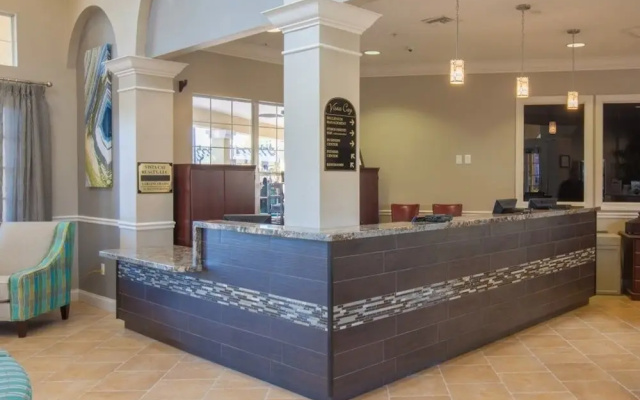 photo 2 of Gorgeous 3 Bed Premium Lakeview [cdc Clean] L 1010 3 Bedroom Condo