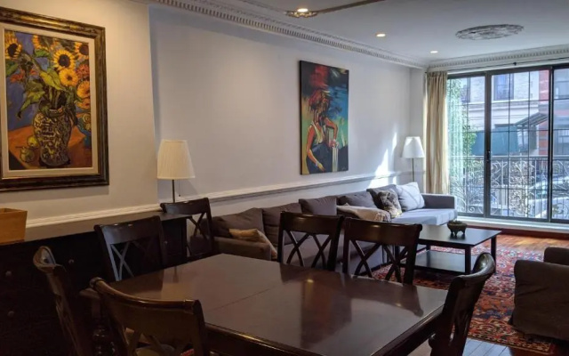 photo 3 of Gorgeous 3 bedroom 2 stops from Times Square and Central Park for Families or Groups with NO SMOKING AND NO PARTIES but Couples and Kids Friendly