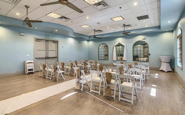 photo 5 of Gorgeous 3BR Condo with Laundry Room and free Waterpark