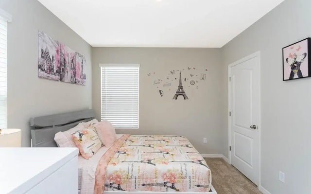 photo 3 of Gorgeous 6 Bd w/ Pool Close to Disney @ Solterra Resort 7877