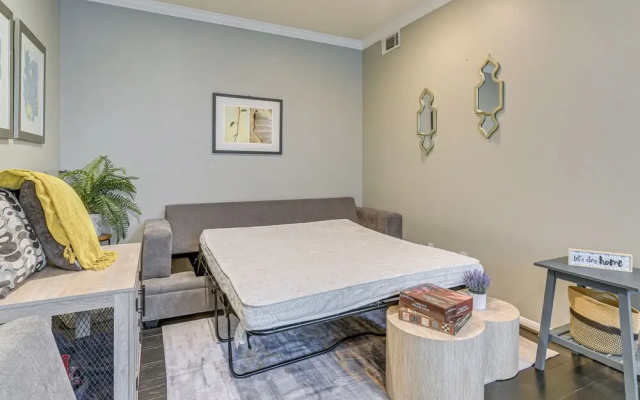 photo 3 of Spacious Houston Heights Home < 6 Mi to Downtown!