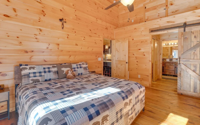 photo 4 of Gorgeous Murphy Cabin w/ Large Deck: 2 Mi to Dtwn!