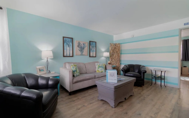 photo 4 of Mid Mari - Gorgeous Nautical Condo Near Beach, Shops & Restaurants- Condo 105
