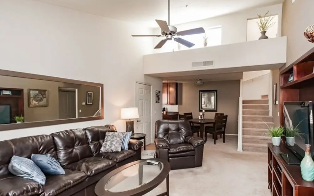 photo 2 of Gorgeous North Scottsdale 2 Bdrm Condo