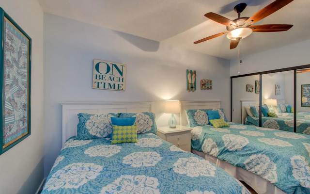 photo 4 of Gorgeous Penthouse 3 Bedroom Condo - Beach Front in Orange Beach