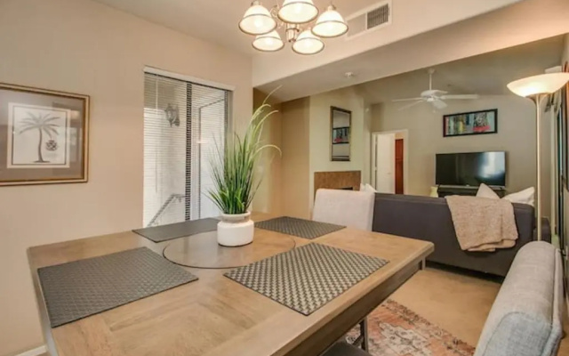 photo 2 of Luxury Paradise Valley Condo, Complete Remodel!