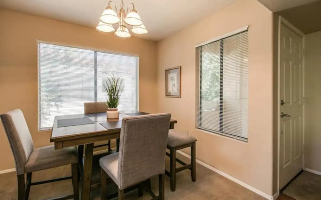 photo 5 of Luxury Paradise Valley Condo, Complete Remodel!