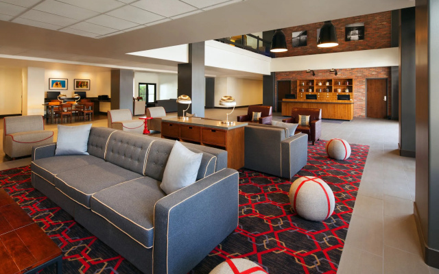photo 5 of Four Points by Sheraton Phoenix South Mountain