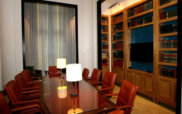 photo 3 of Gramercy by Executive Apartments