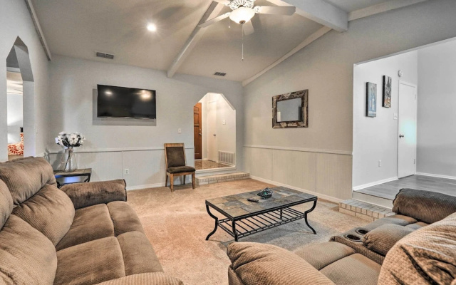 photo 5 of Granbury Getaway w/ Lake Views: 2 Mi to Downtown!