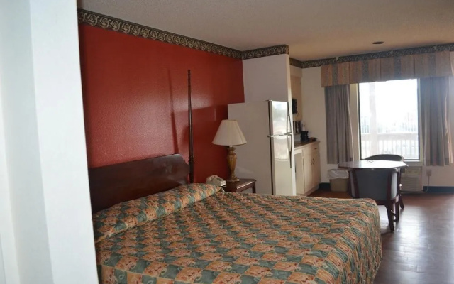 photo 5 of Granbury Inn & Suites