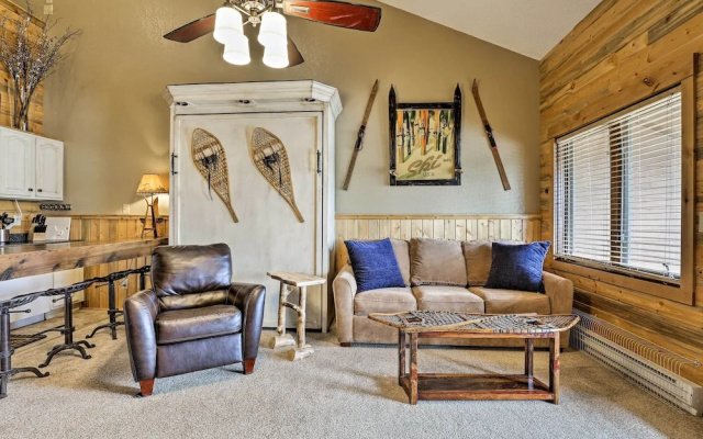 photo 4 of Granby Condo w/ Pool Access, Near Hiking & Skiing!