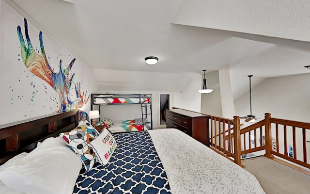 photo 2 of Granby Ranch 3br + Loft W/ Hot Tub Walk To Lifts 3 Bedroom Home
