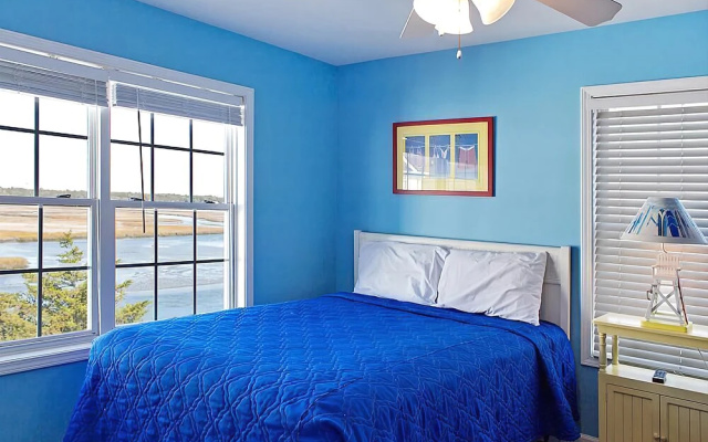 photo 3 of Grand Cayman I Holiday Home 8 bedroom By Affordable Large Properties
