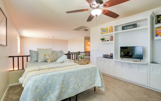 photo 4 of 1/2 Mi to Lake: Family Home w/ Hot Tub in Goodyear