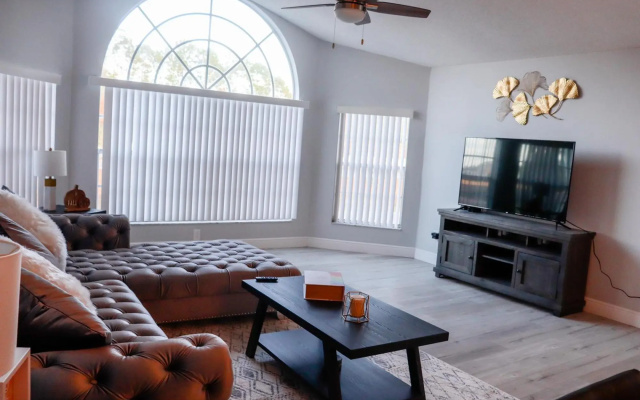 photo 3 of Grand Executive 3BD Condo Apartment Near Disney Parks 4