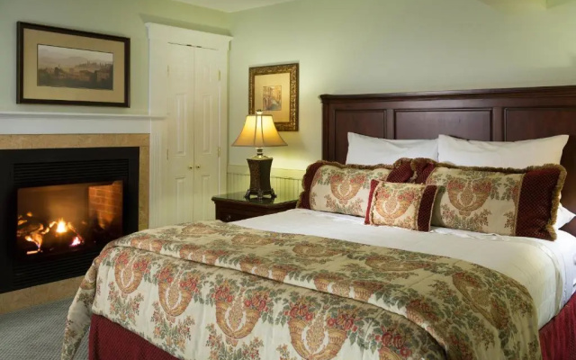 photo 3 of Grand Harbor Inn