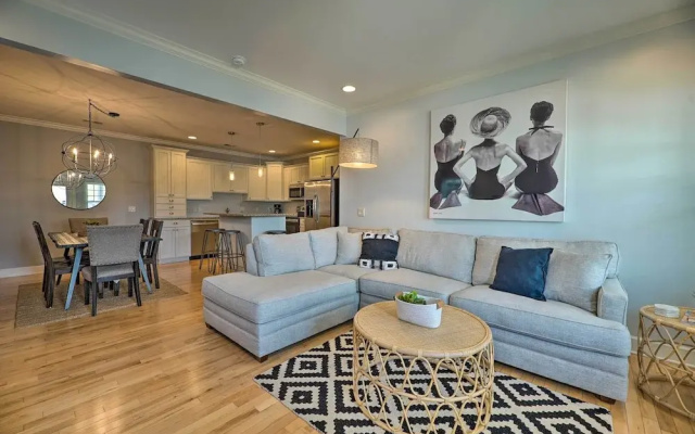 photo 2 of Grand Haven Condo: Walk to Lake + Pool Access!