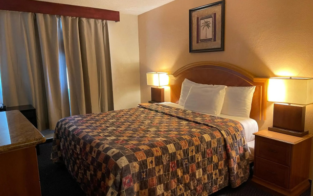 photo 3 of Grand Inn