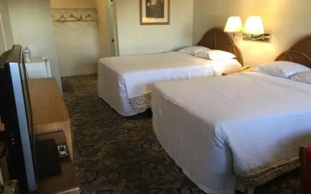 photo 5 of Grand Inn