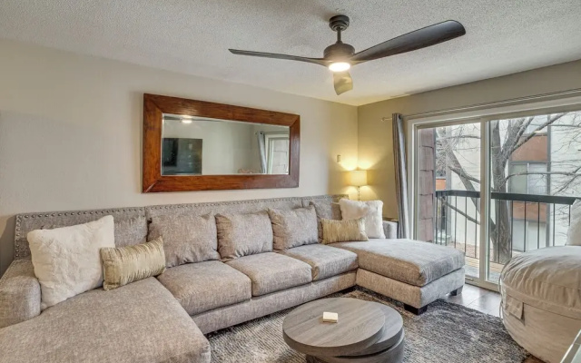 photo 3 of Grand Junction Condo: Balcony, Community Pool!