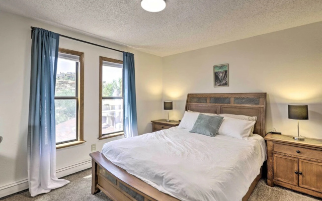 photo 4 of Grand Junction Townhome ~ 3 Mi to Downtown!