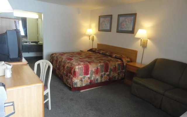 photo 4 of Grand Rapids Inn