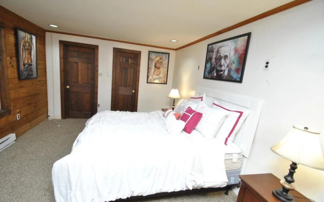 photo 5 of Grand Summit Lodge on Whiskey Mountain